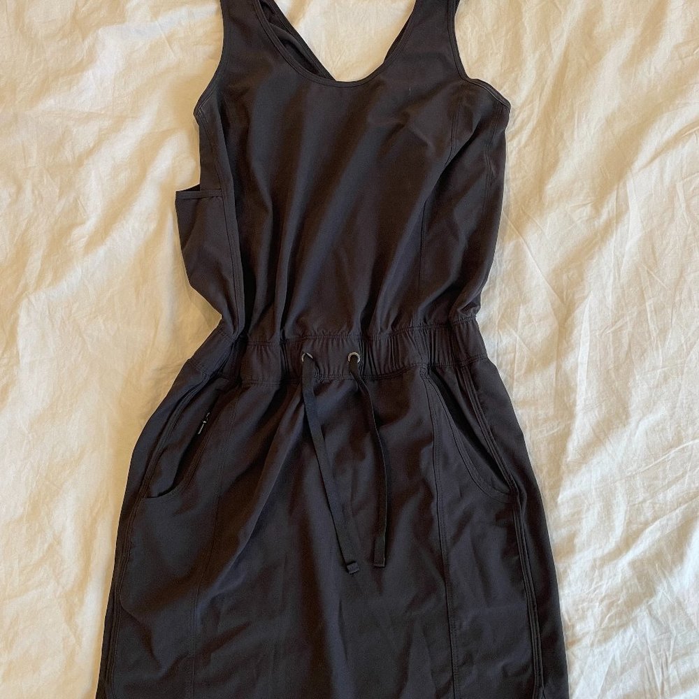 Patagonia Fleetwith Dress Women's X-Small XS Black Crossover Tank Dress
